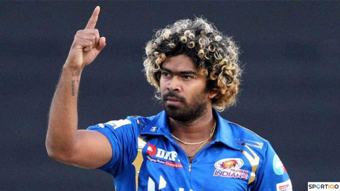 Lasith Malinga celebrates a wicket for MI.