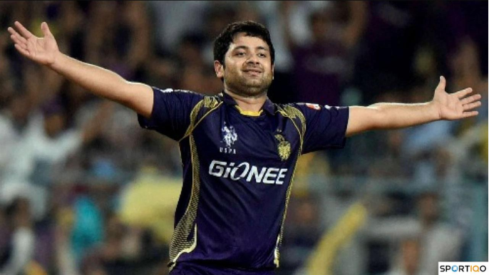 Piyush Chawla celebrates a wicket for KKR.