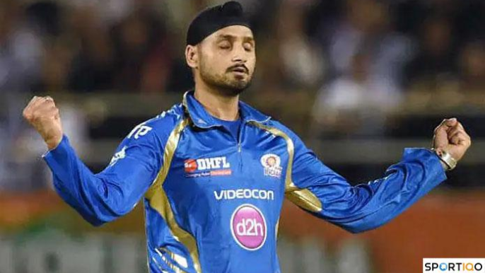 Harbhajan Singh celebrates a wicket for MI.