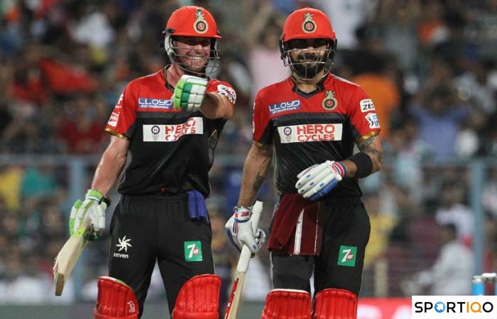  Virat Kohli and AB de Villiers playing for RCB