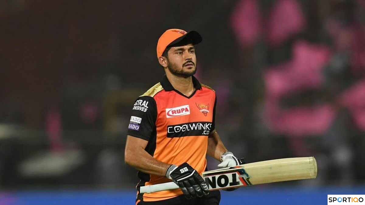 Manish Pandey playing for SRH 