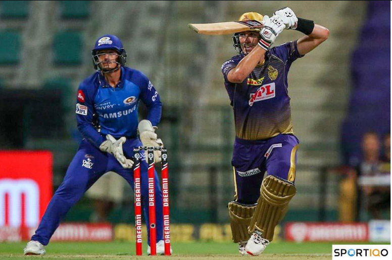 Pat Cummins playing against Mumbai Indians in IPL