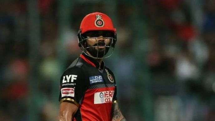 Virat Kohli batting in IPL 2016 final