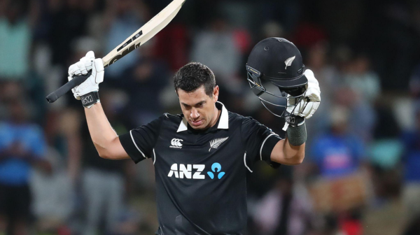Batter with fastest 8000 runs in ODI cricket - Ross Taylor