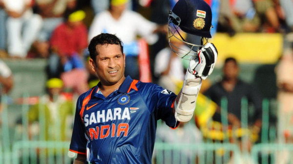 Batter with fastest 8000 runs in ODI cricket - Sachin Tendulkar